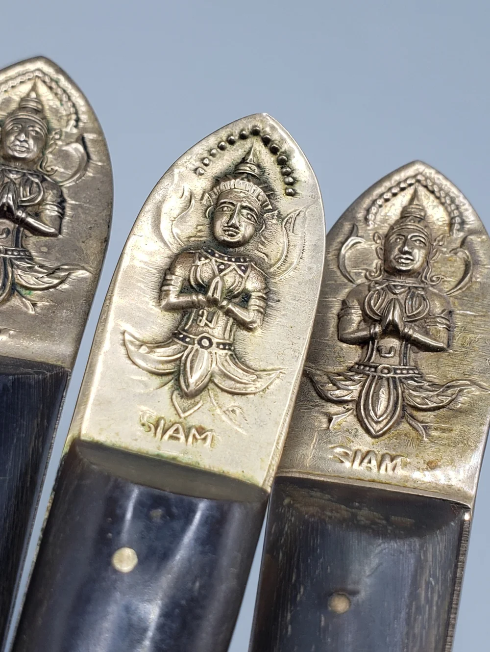3p Brass Serving Set w/Twisted Details & Dark Wood Handles -Vintage Siam Buddha